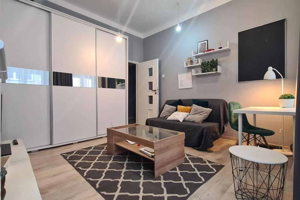 Apartament Kruka - Srodmiescie 1 Apartment ลูบลิน ภายนอก รูปภาพ